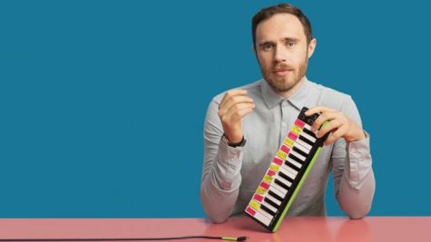 james-vincent-mcmorrow-2016-press-pic-16-9-supplied-671x377